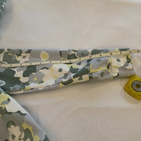 Carter's Girls Hooded Pullover Size 10/10A - Picture 3 of 6